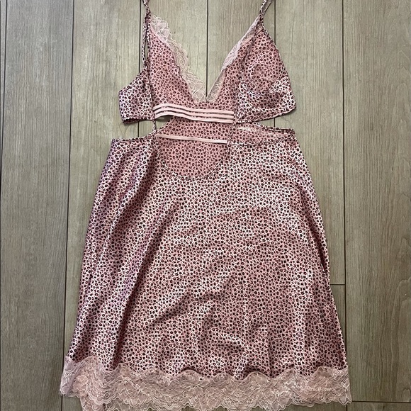 Victoria' Secret Vs Cutout Lace Satin Slip Lingerie - Picture 8 of 9